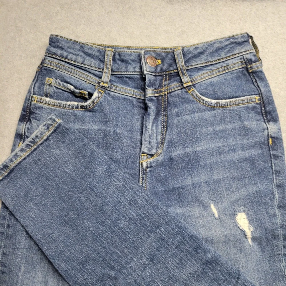 Anthropologie Pilcro Distressed Straight Leg Jeans Medium Wash Size 25 Distress